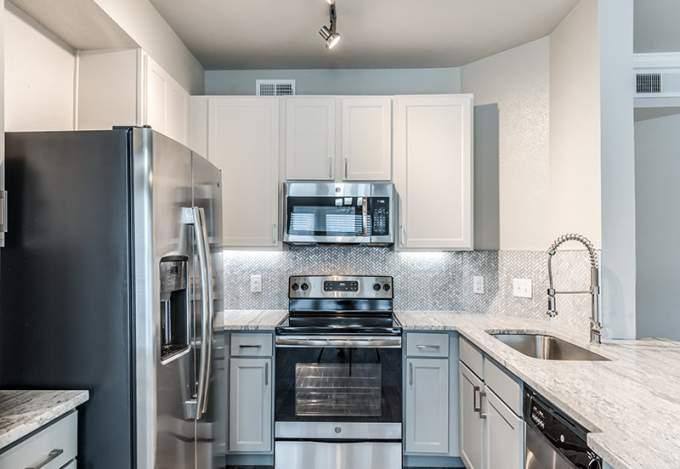 Apartment for rent at 9701 Meyer Forest Dr, Houston, TX 77096