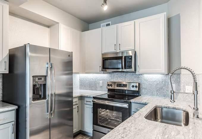 Apartment for rent at 9701 Meyer Forest Dr, Houston, TX 77096