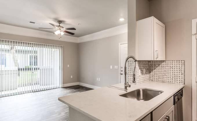 Apartment for rent at 100 Texas Ave, Webster, TX 77598