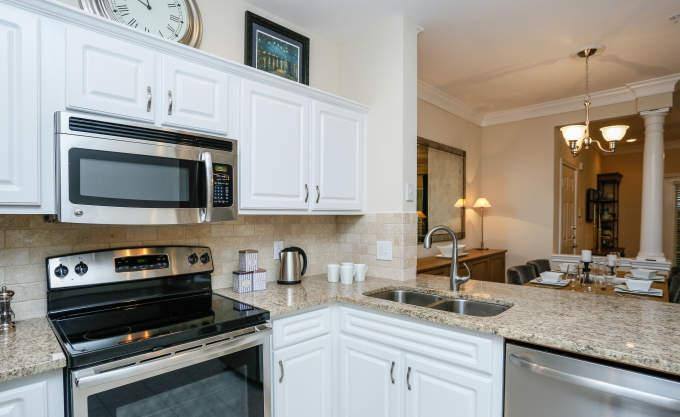 Apartment for rent at 2350 Westcreek Lane #2174, Houston, TX 77027