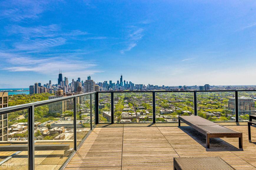 Apartment for rent at 2400 N Lakeview #1017, Chicago, IL 60614