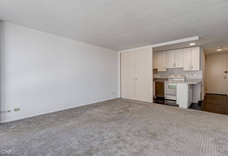 Apartment for rent at 2400 N Lakeview #1017, Chicago, IL 60614