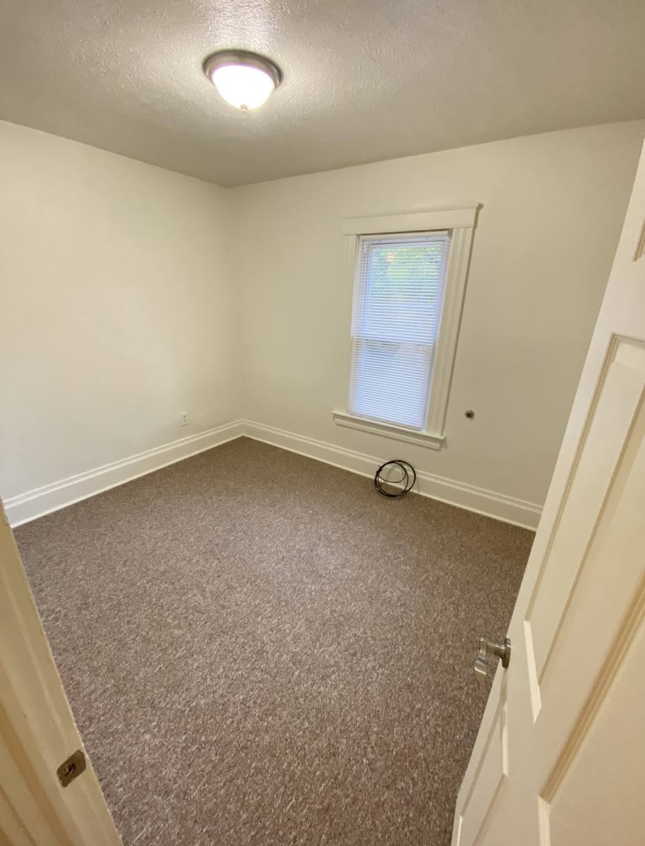 House for rent at 202 11th St, Franklin, PA 16323