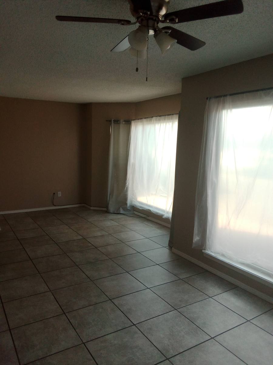 Apartment for rent at 10512 Ashwood Dr #A, El Paso, TX 79935