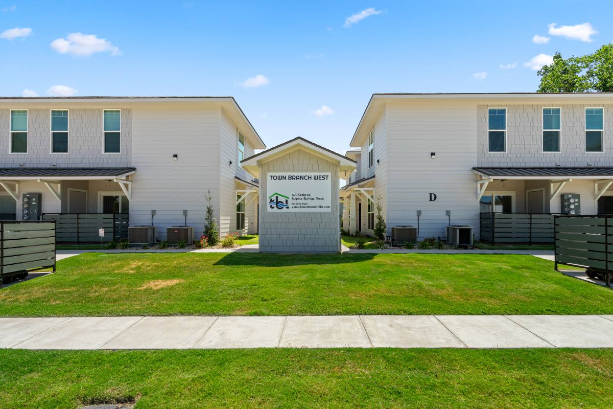 Apartment for rent at 420 Craig St #A1, Sulphur Springs, TX 75482