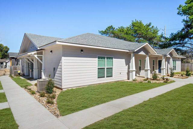 Apartment for rent at 420 Craig St #A1, Sulphur Springs, TX 75482