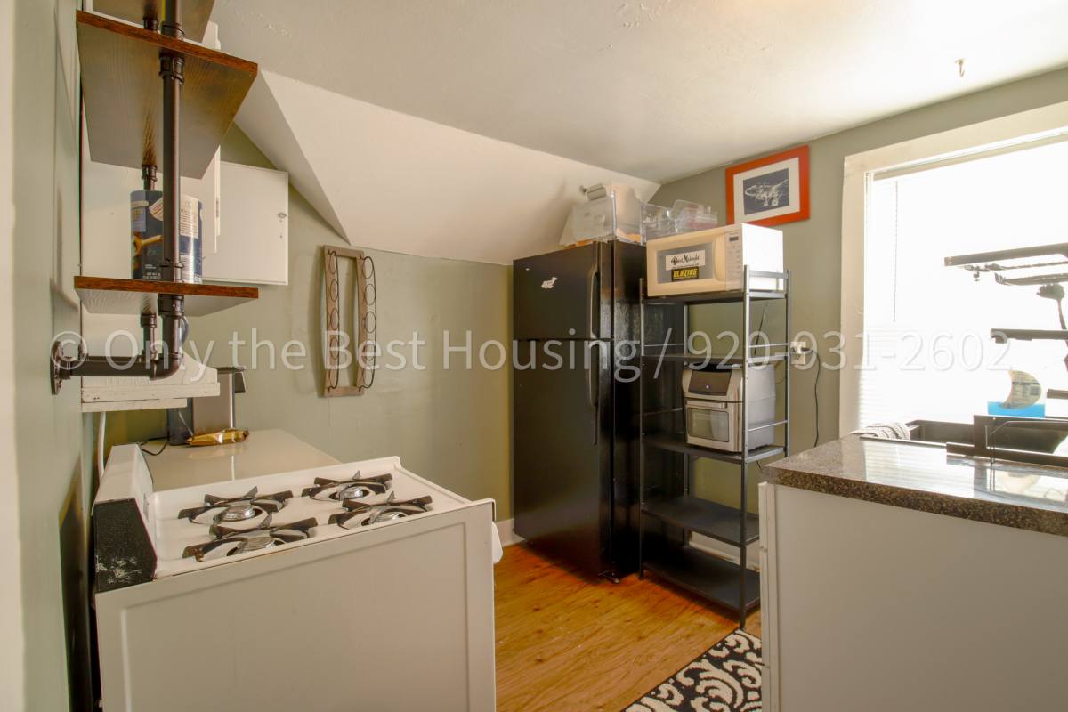 Apartment for rent at 611 Sherry St, Neenah, WI 54956