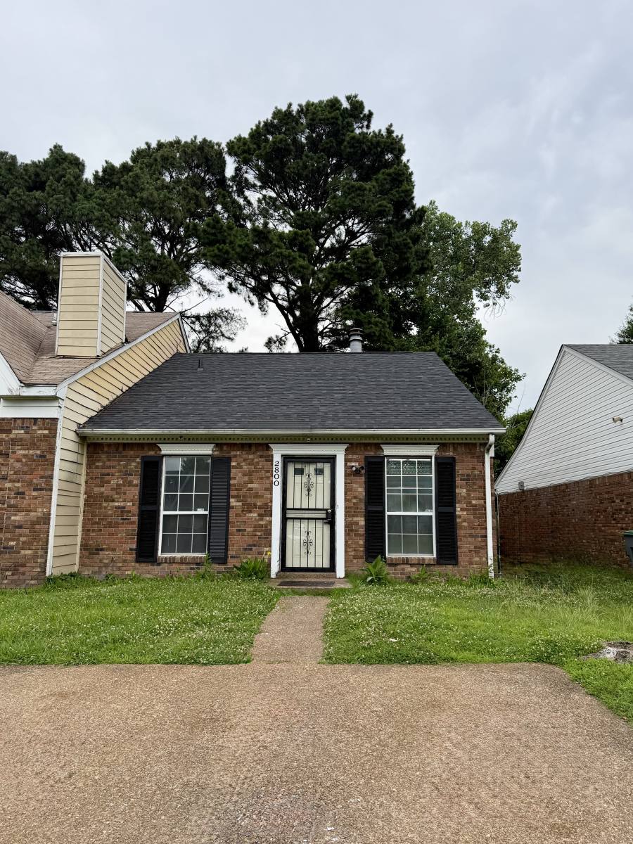 Townhouse for rent at 2800 E Hickory Bluff, Memphis, TN 38128