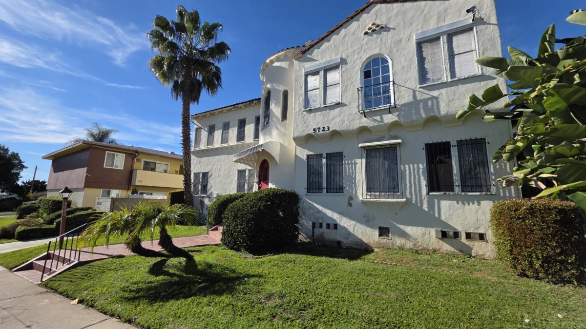 Apartment for rent at 5723 Huntington Dr N #14, Los Angeles, CA 90032