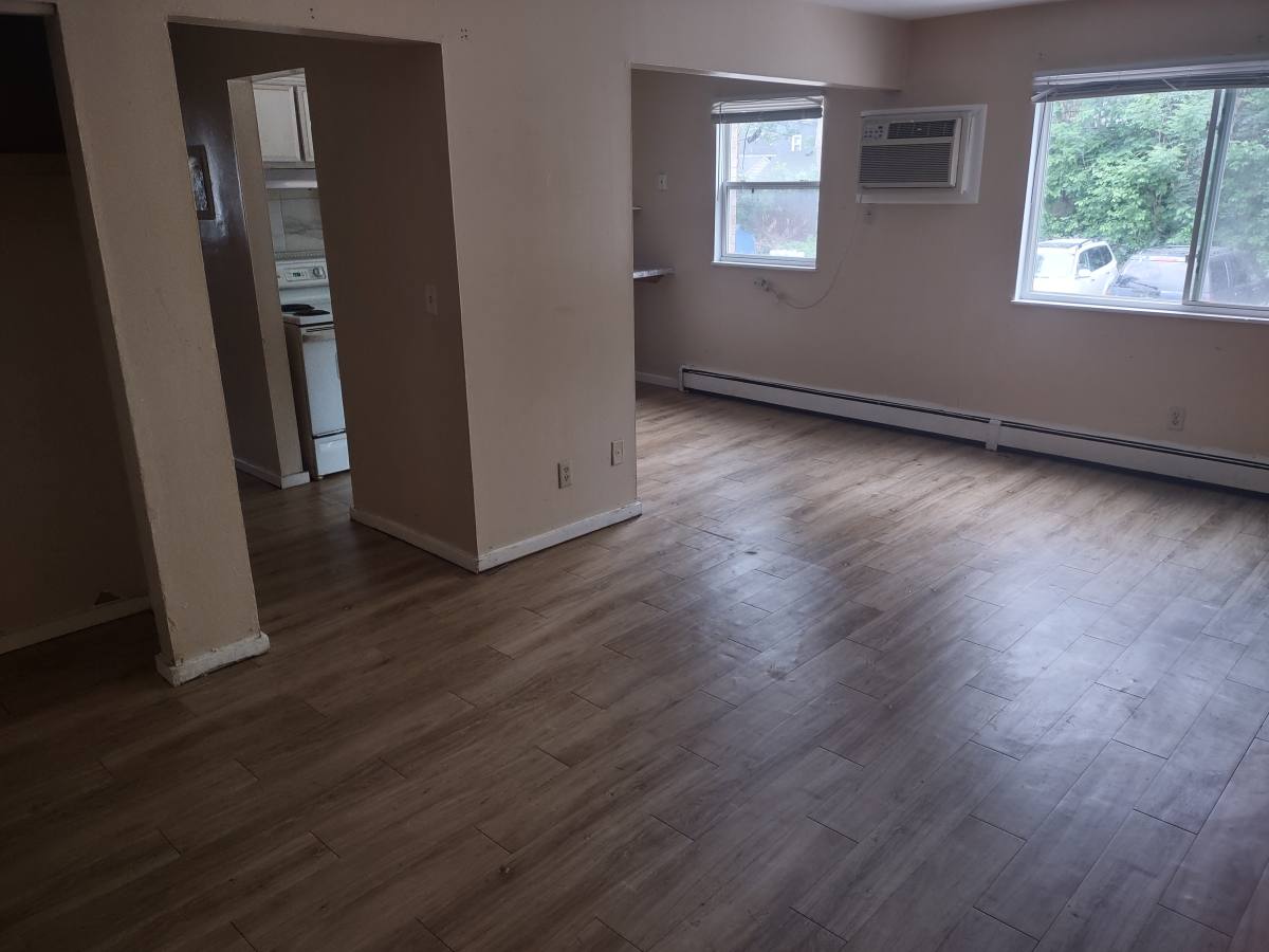 Apartment for rent at 1034 Suburban Ave E #202, Saint Paul, MN 55106