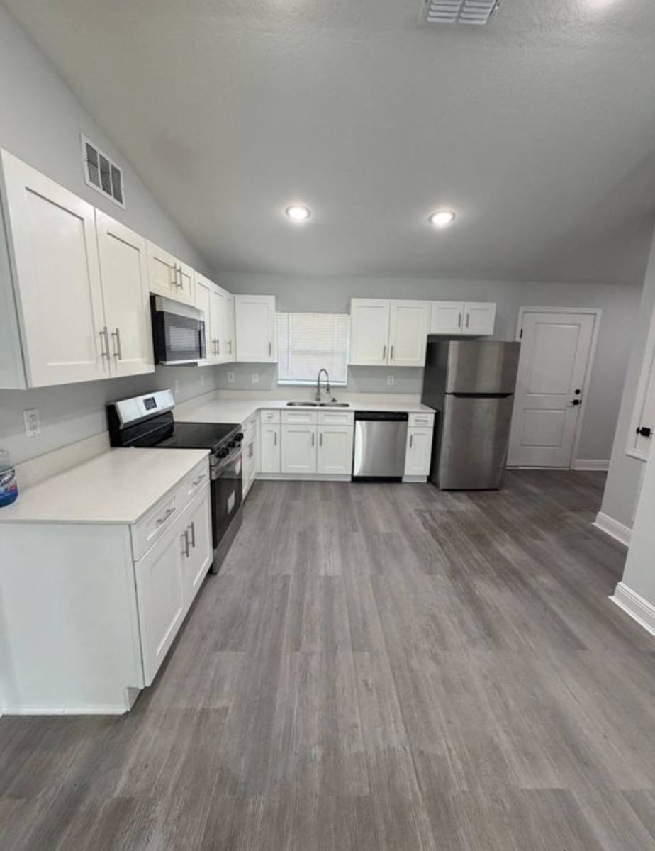 House for rent at 131 Redwood Track Course, Ocala, FL 34472