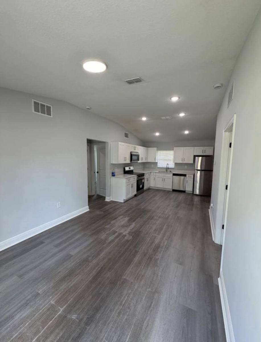 House for rent at 131 Redwood Track Course, Ocala, FL 34472