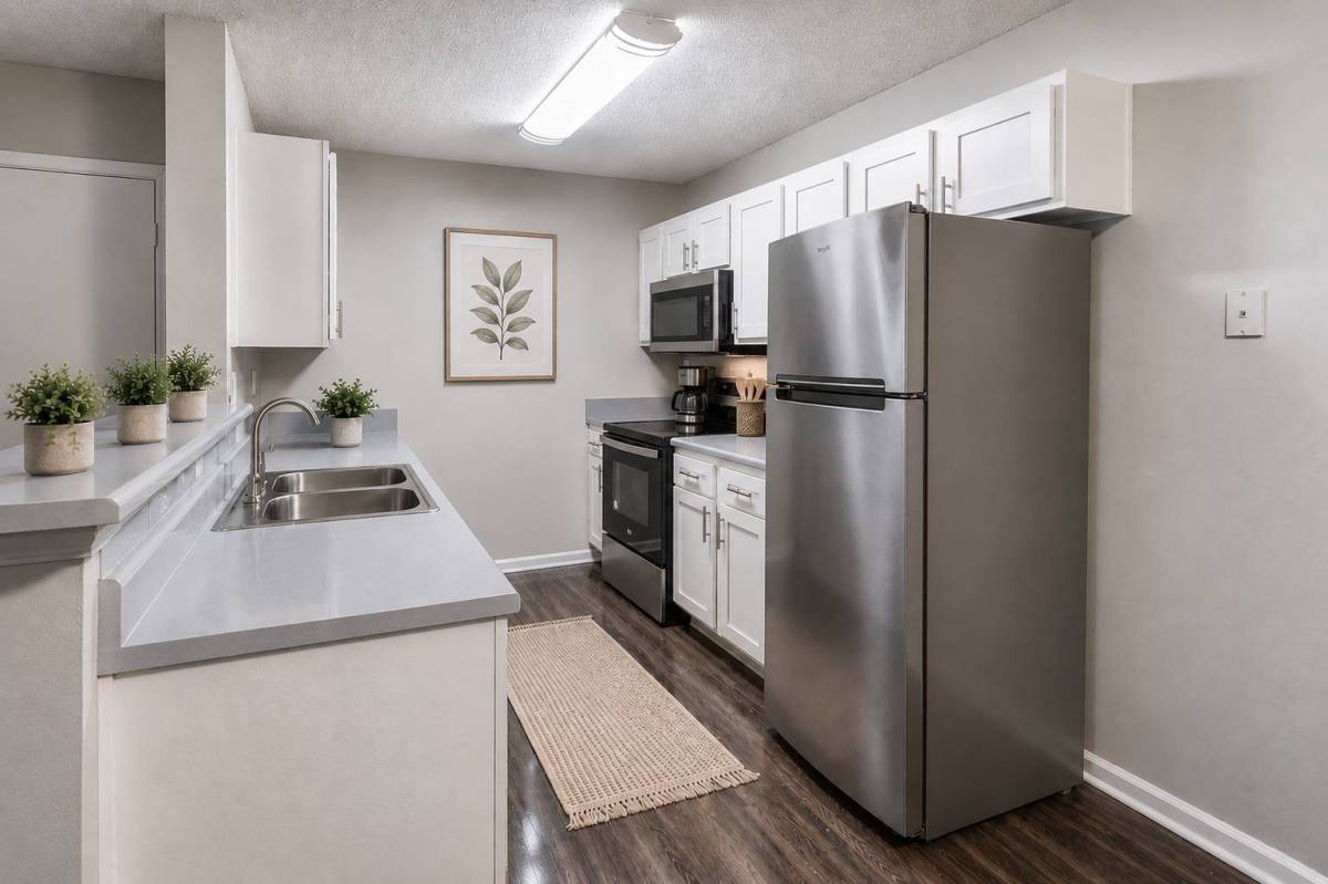 Apartment for rent at Pointe at Ridge Cove, 100 Parkridge Dr, Jackson, TN 38301
