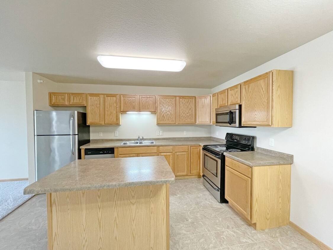 Apartment for rent at Southwood, 3400 11th St SE, Minot, ND 58701