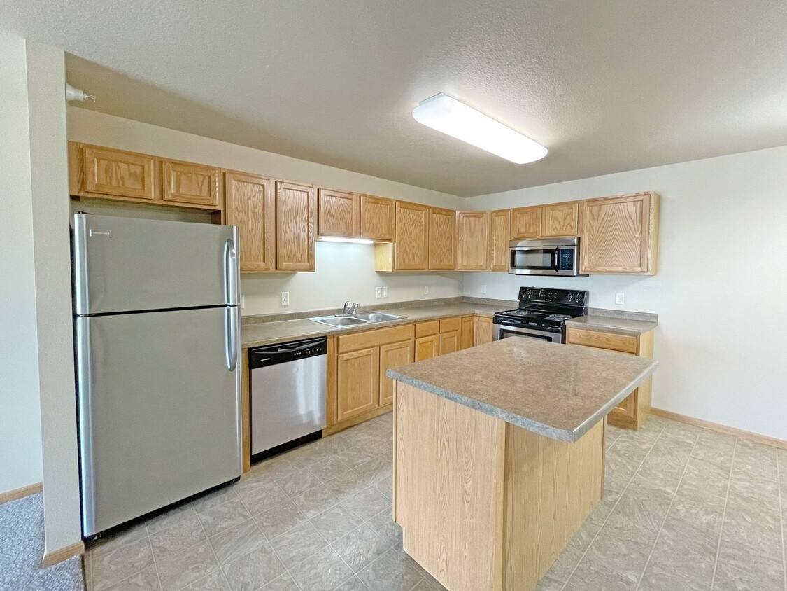 Apartment for rent at Southwood, 3400 11th St SE, Minot, ND 58701