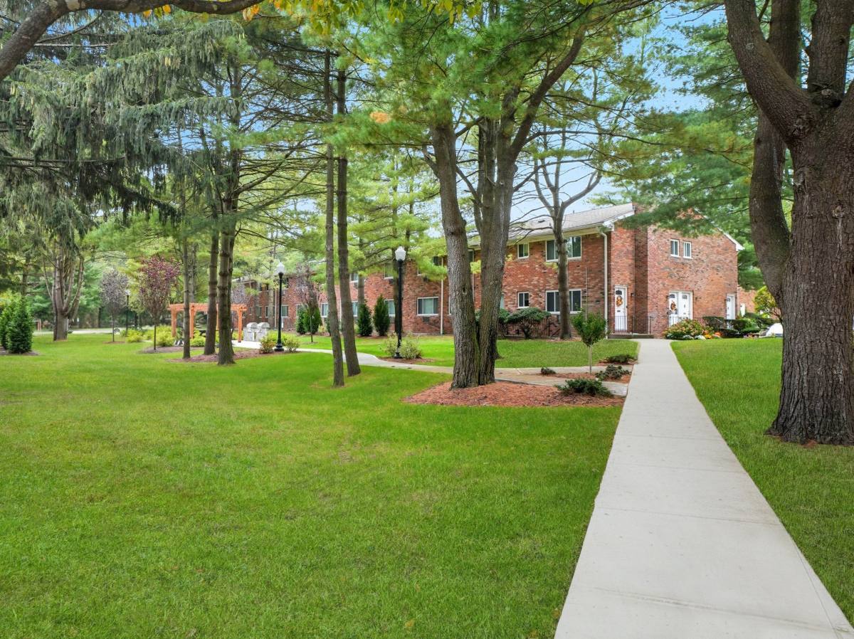 Apartment for rent at Eagle Rock at Nesconset, 835 Nesconset Highway 006F13, Nesconset, NY 11767