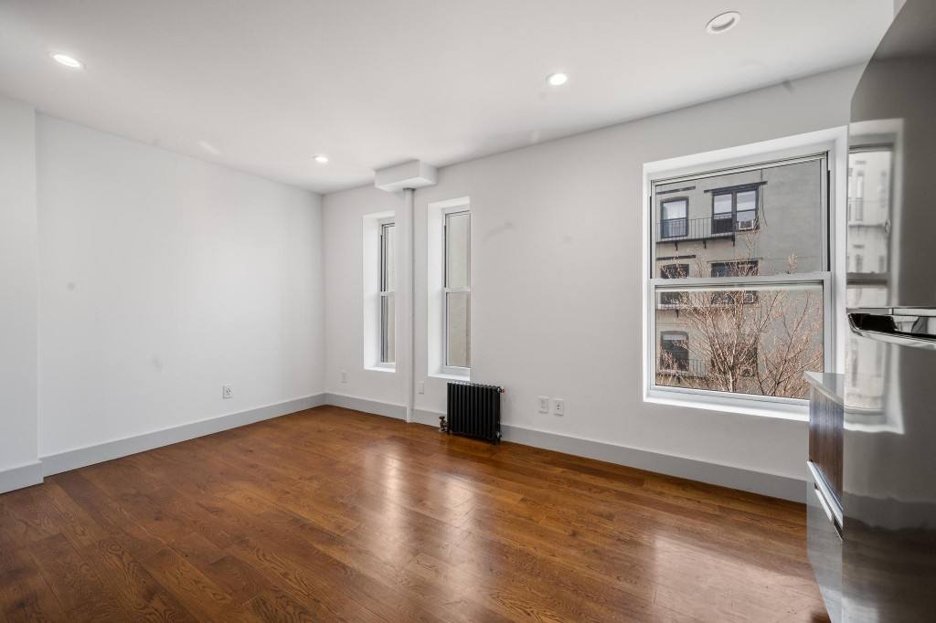 Apartment for rent at 629 E 5th St, New York, NY 10009