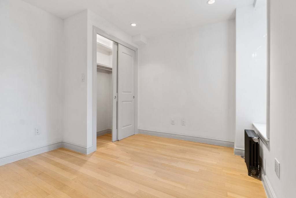 Apartment for rent at 11 E 7th St #4E, New York, NY 10003