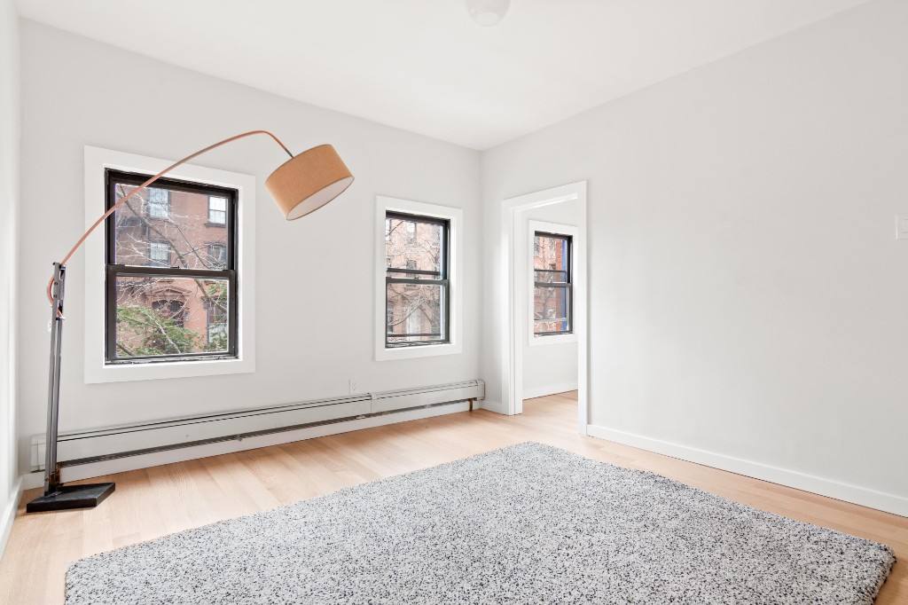 Townhouse for rent at 136 Adelphi St, Brooklyn, NY 11205