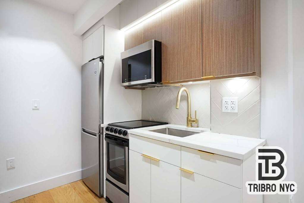 Apartment for rent at 322 E 93rd St #3C, New York, NY 10128