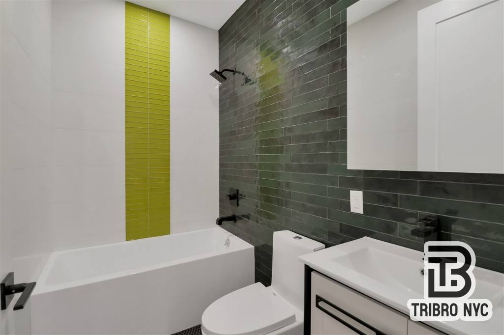 Apartment for rent at 631 E 6th St #4B, New York, NY 10009