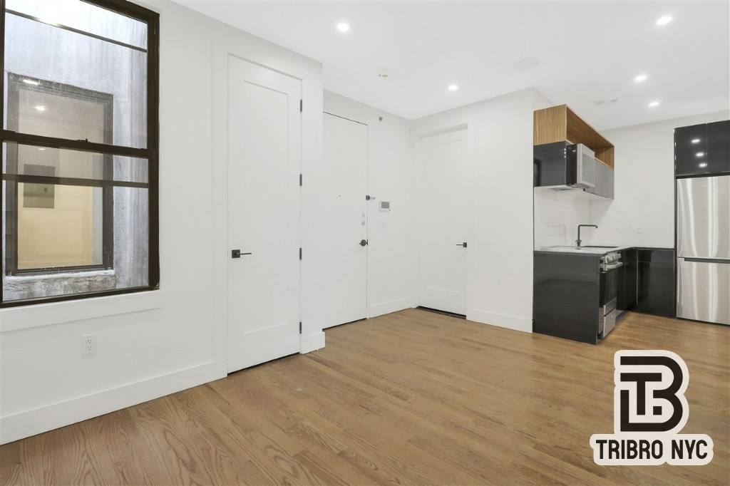 Apartment for rent at 631 E 6th St #4B, New York, NY 10009