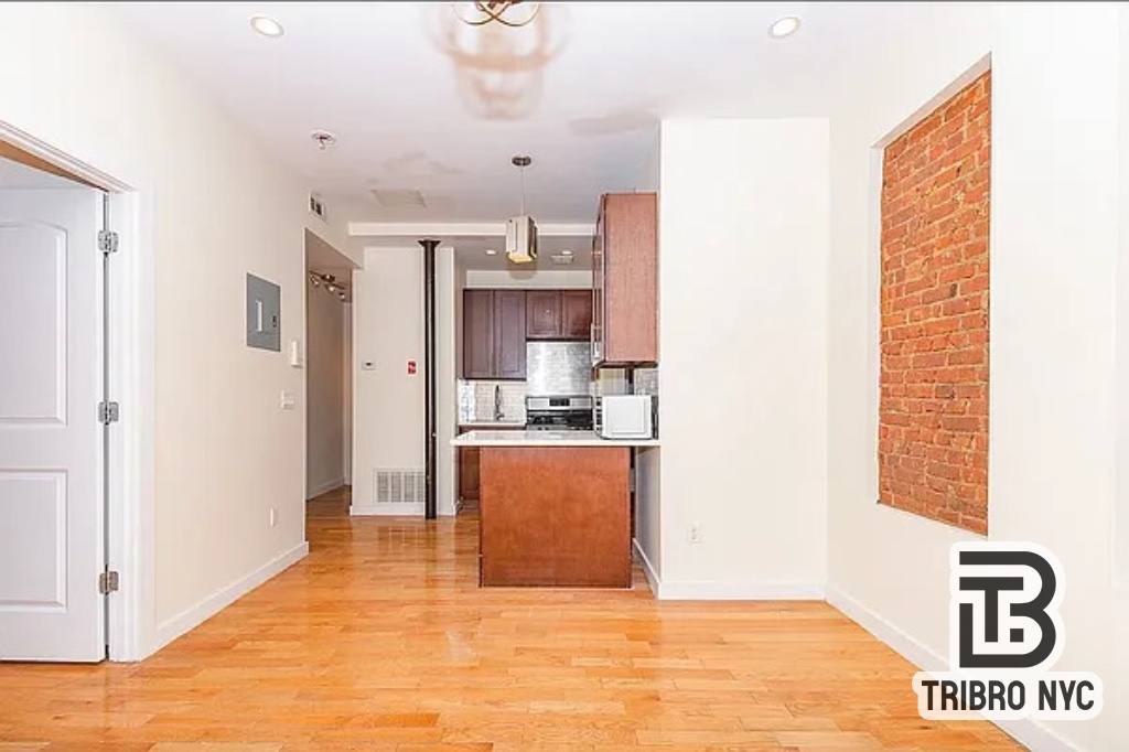 Apartment for rent at 591 Franklin #8, Brooklyn, NY 11238