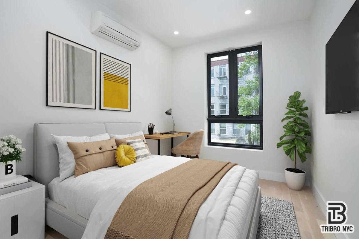 Apartment for rent at 141 Meserole Ave #3F, Brooklyn, NY 11222