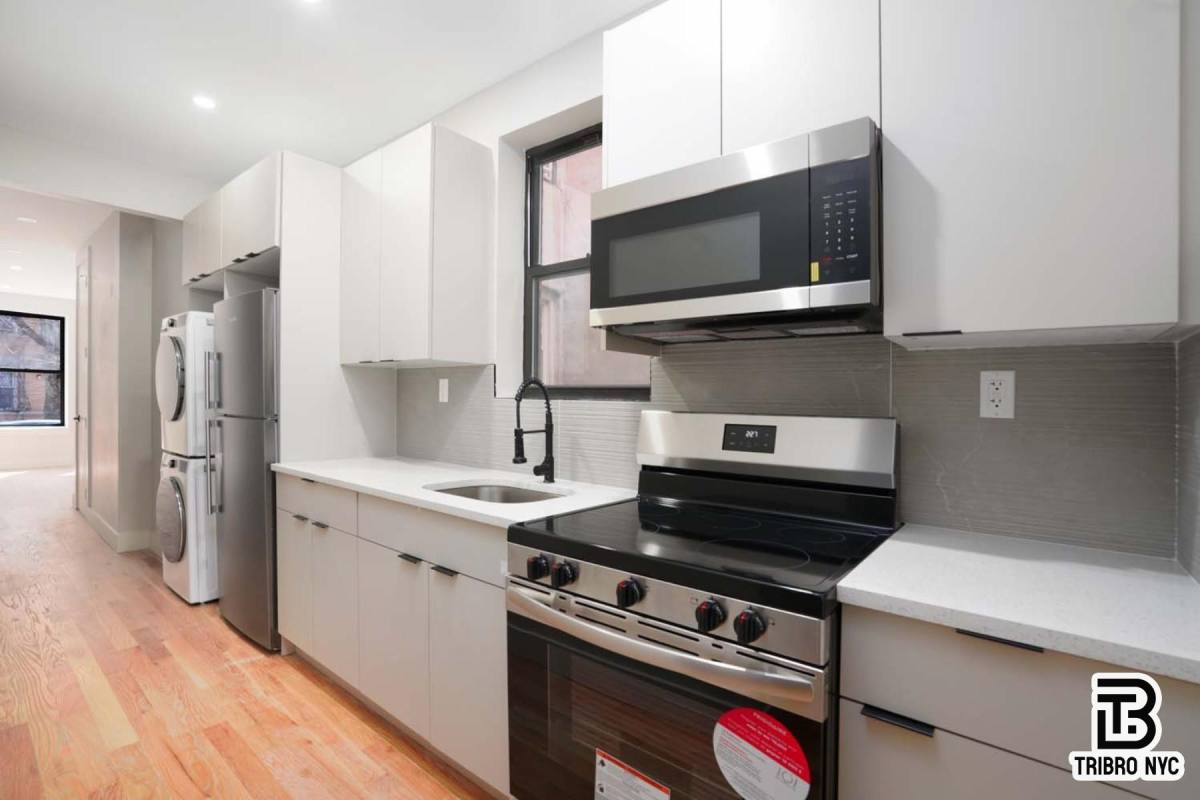 Apartment for rent at 1731 Norman #1R, Ridgewood, NY 11385