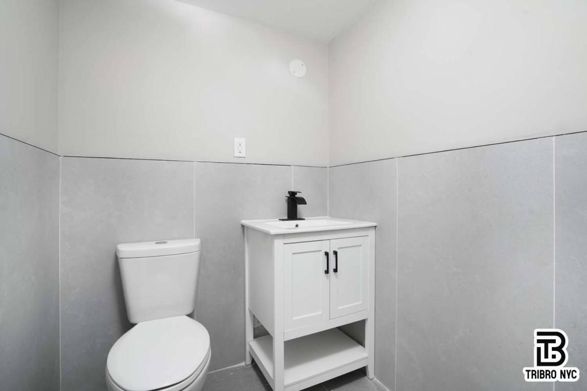 Apartment for rent at 1731 Norman #1R, Ridgewood, NY 11385