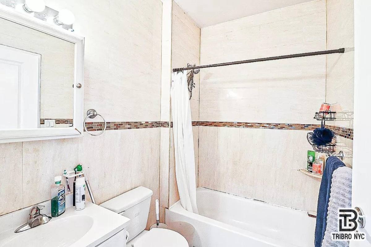 Apartment for rent at 1296 Myrtle Ave #4D, Brooklyn, NY 11221