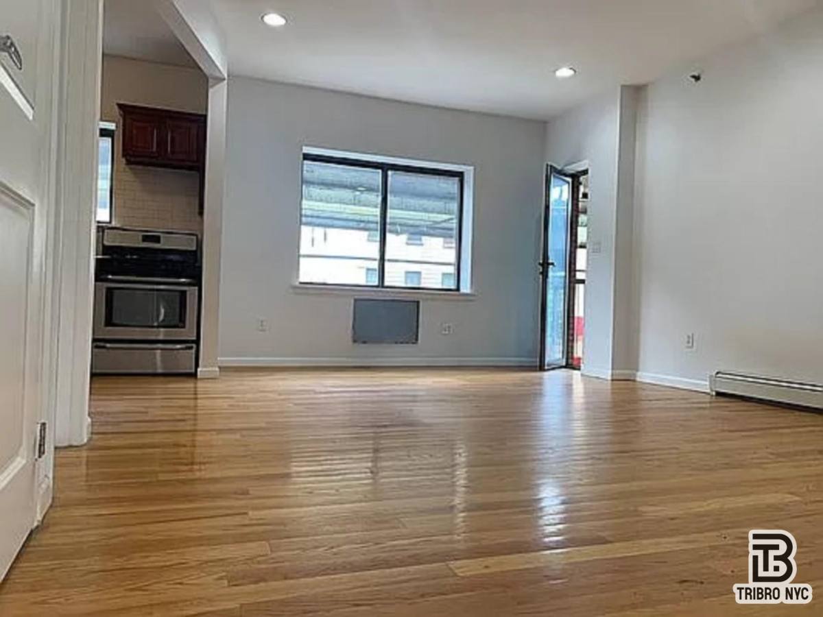 Apartment for rent at 1296 Myrtle Ave #4D, Brooklyn, NY 11221