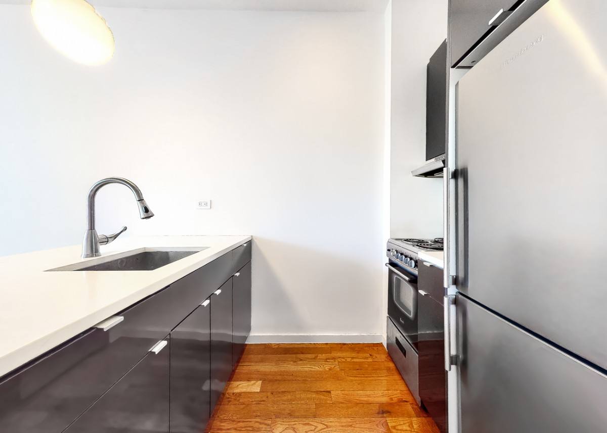 Townhouse for rent at 300 Lincoln Rd #2A, Brooklyn, NY 11225