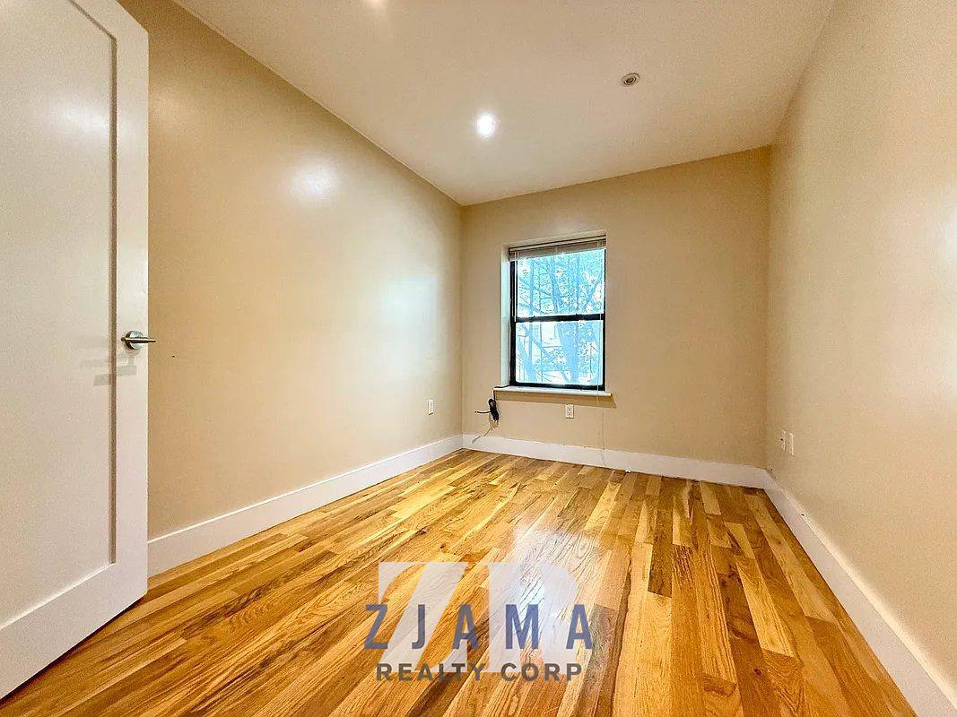 Apartment for rent at 1069 Bergen St #1R, Brooklyn, NY 11216