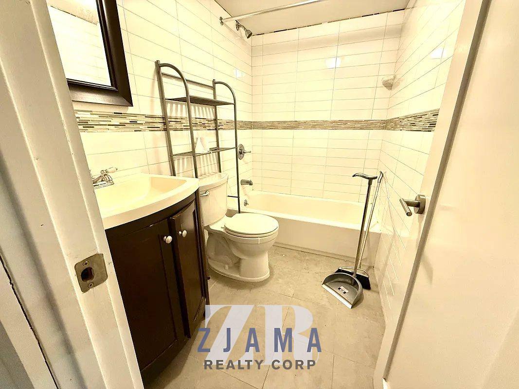 Apartment for rent at 1069 Bergen St #1R, Brooklyn, NY 11216