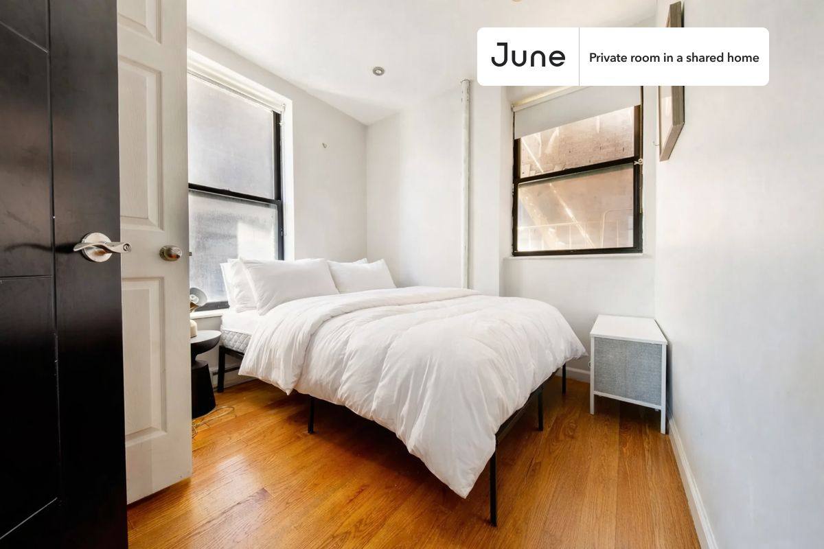 Apartment for rent at 320 Manhattan Ave, New York, NY 10026