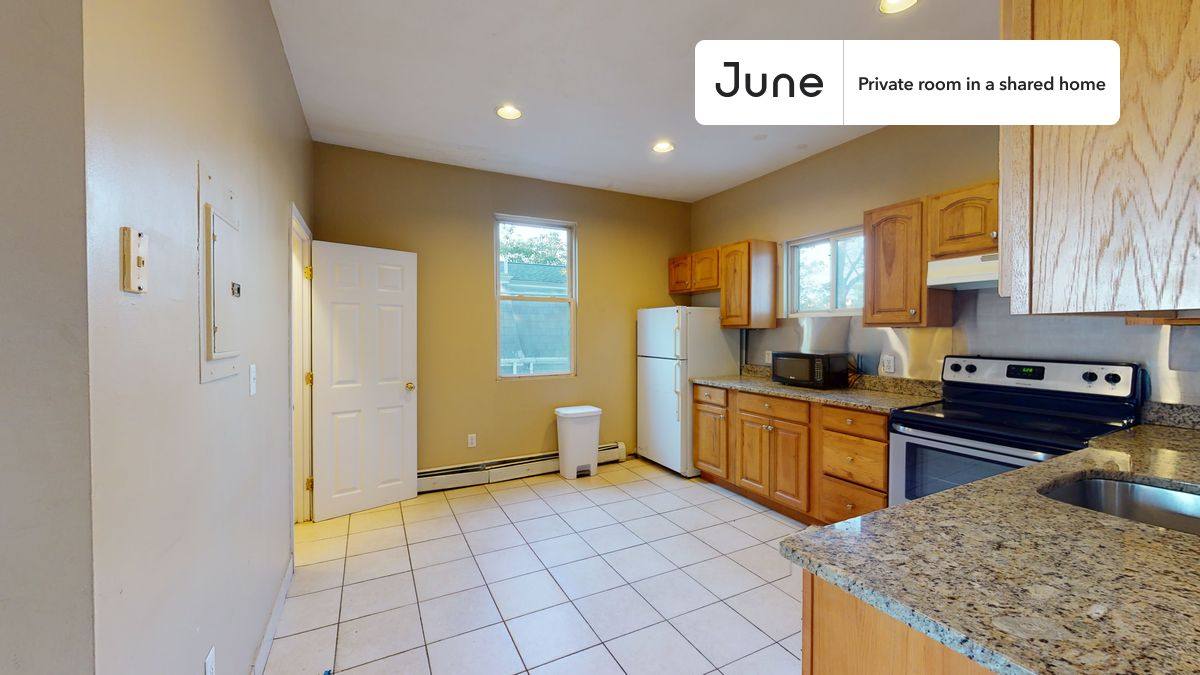 Apartment for rent at 19 Highgate St, Allston, MA 02134