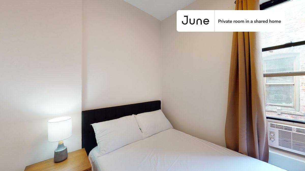 Apartment for rent at 211 W 109th St, New York, NY 10025