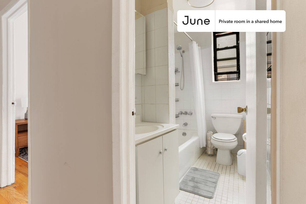 Apartment for rent at 211 W 109th St, New York, NY 10025