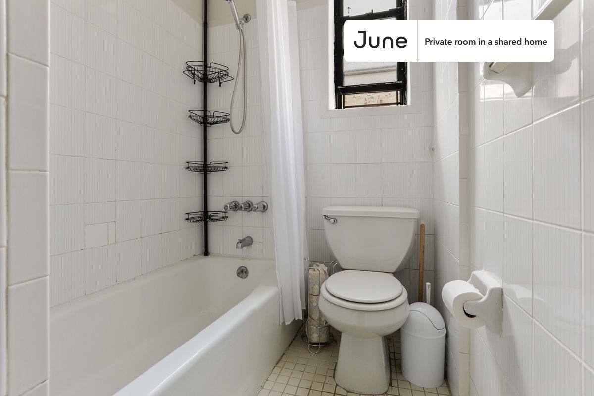 Apartment for rent at 211 W 109th St, New York, NY 10025