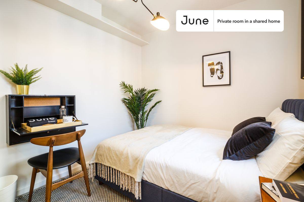 Apartment for rent at 375 E 10th St, New York, NY 10009