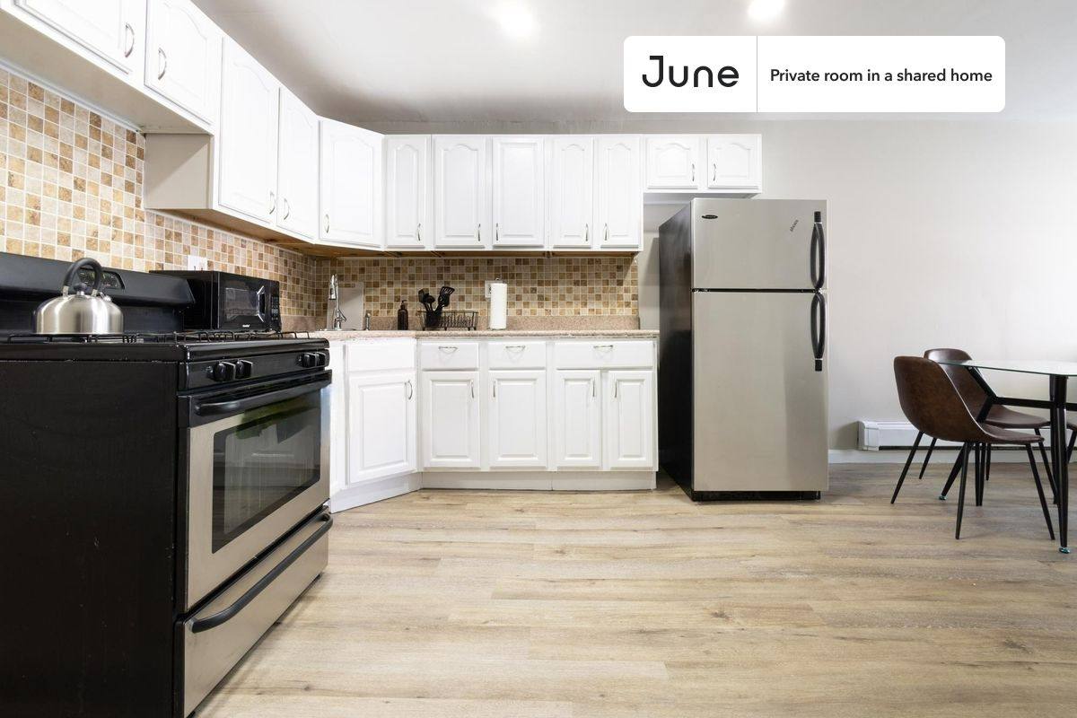 Apartment for rent at 71 Clermont Ave, Brooklyn, NY 11205