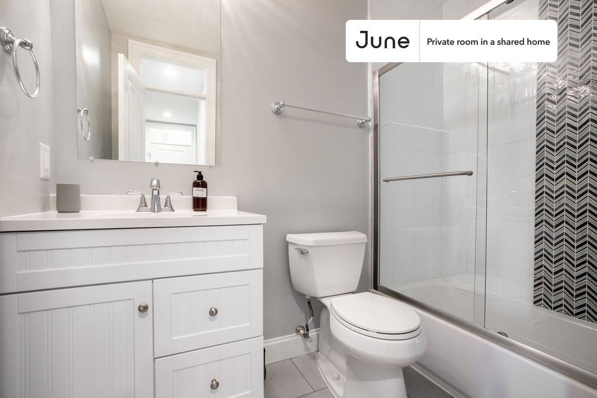 Apartment for rent at 4419 3rd St NW, Washington, DC 20011