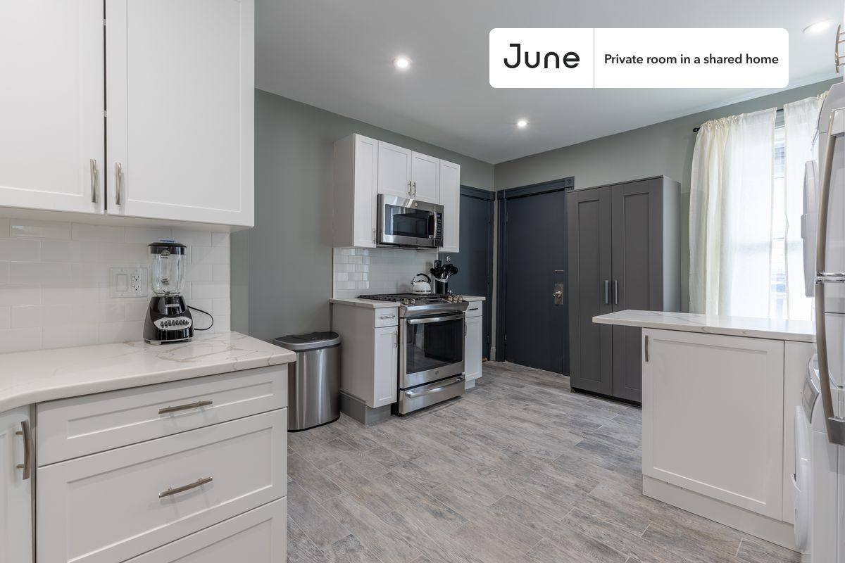 Apartment for rent at 35 Newport St #B, Dorchester, MA 02125
