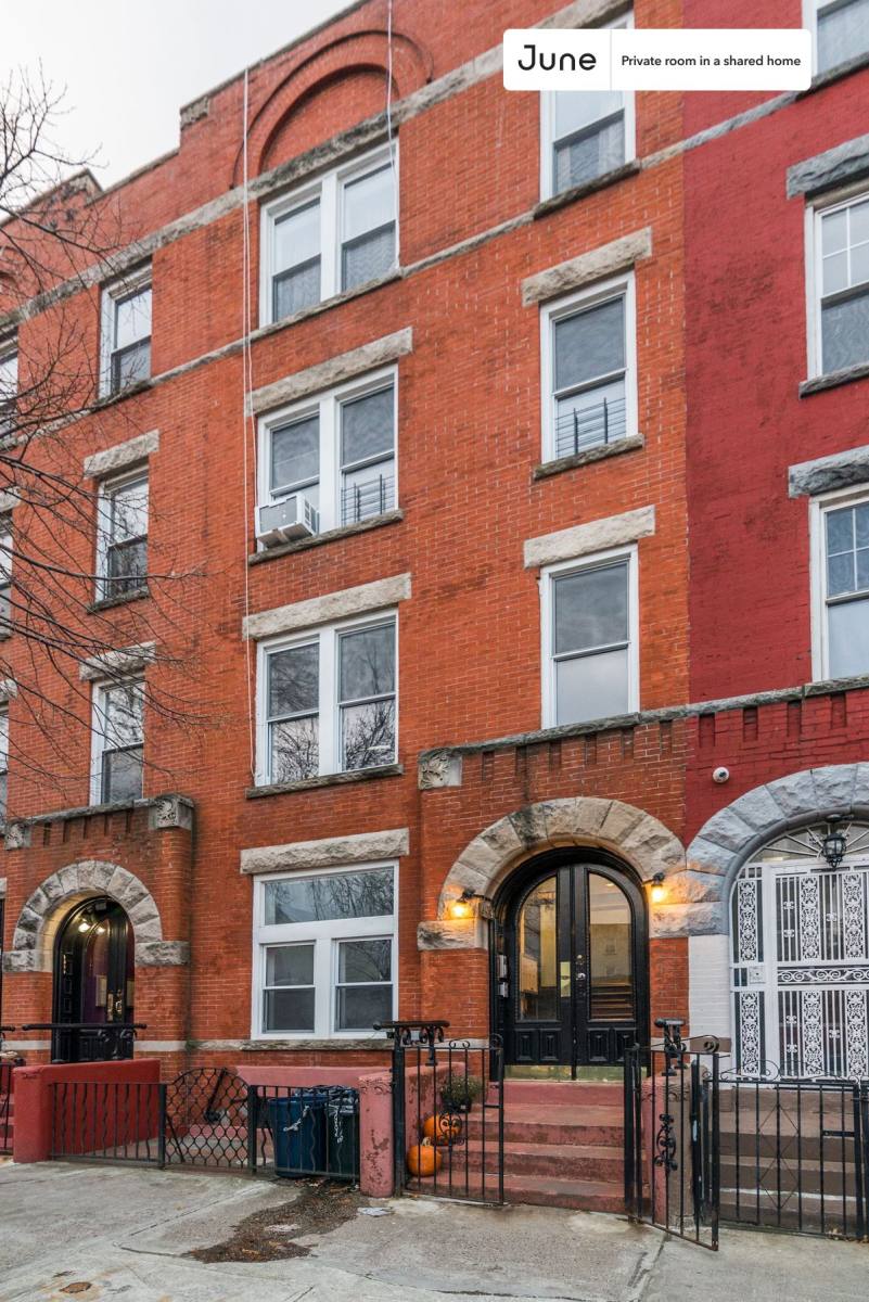 Apartment for rent at 644 Park Place, Brooklyn, NY 11216