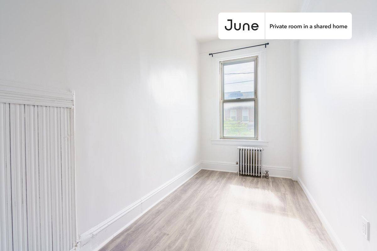 Apartment for rent at 2444 43rd St #D, Astoria, NY 11103