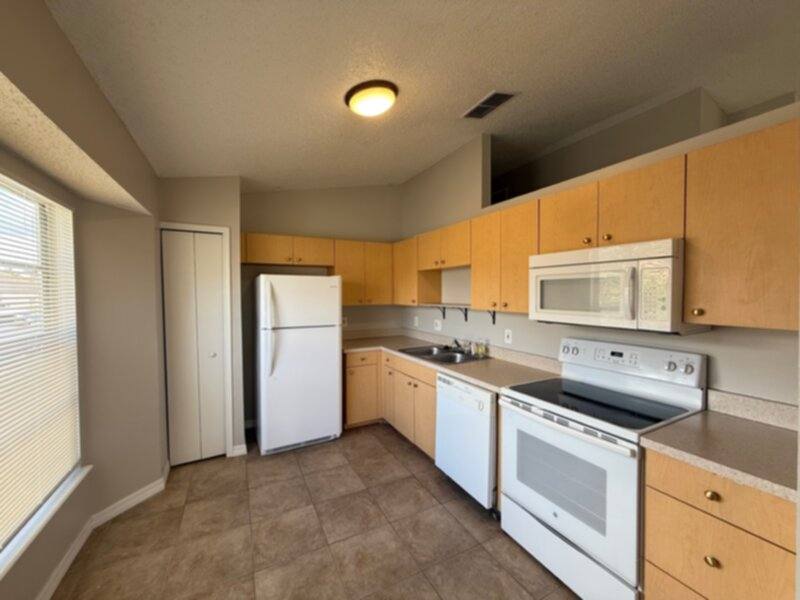 House for rent at 226 Panorama Dr, Winter Springs, FL 32708