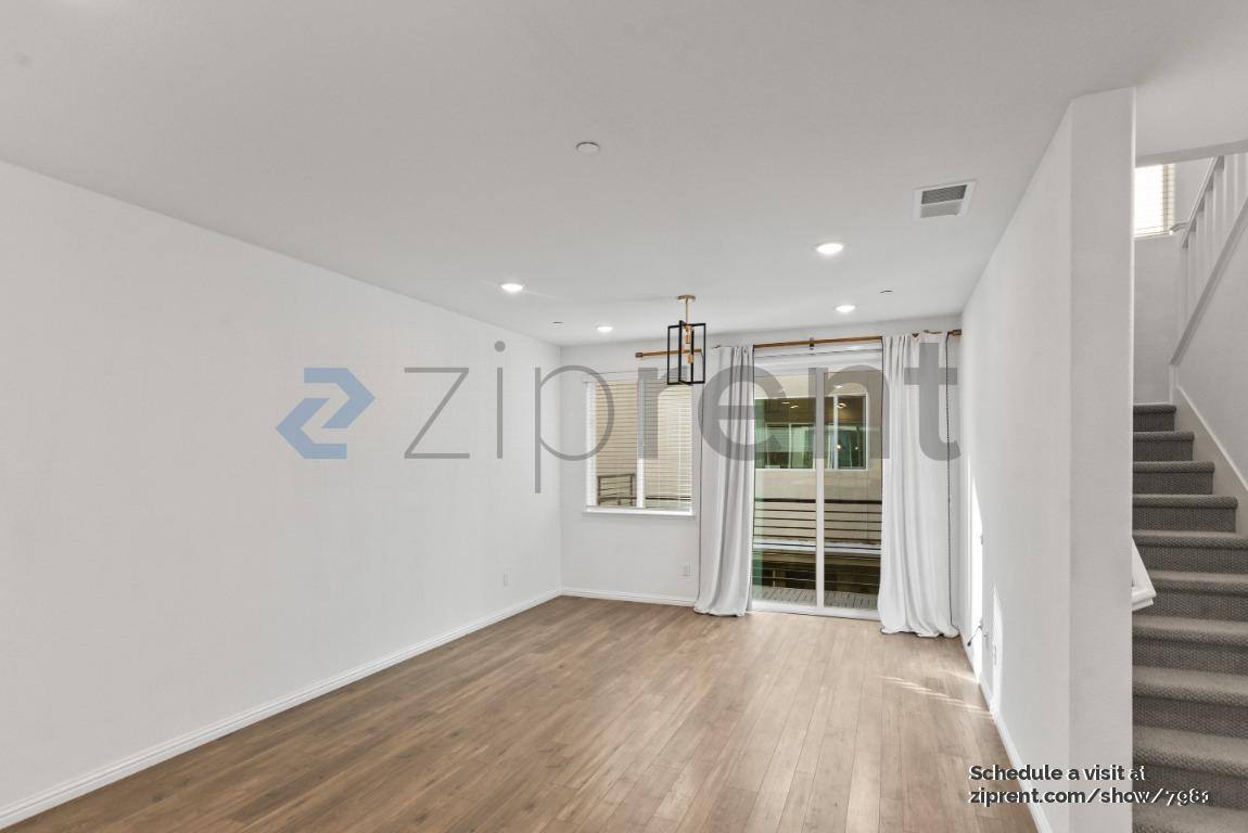 Townhouse for rent at 586 Jayne Court, San Jose, CA 95133
