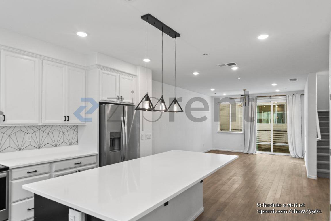 Townhouse for rent at 586 Jayne Court, San Jose, CA 95133