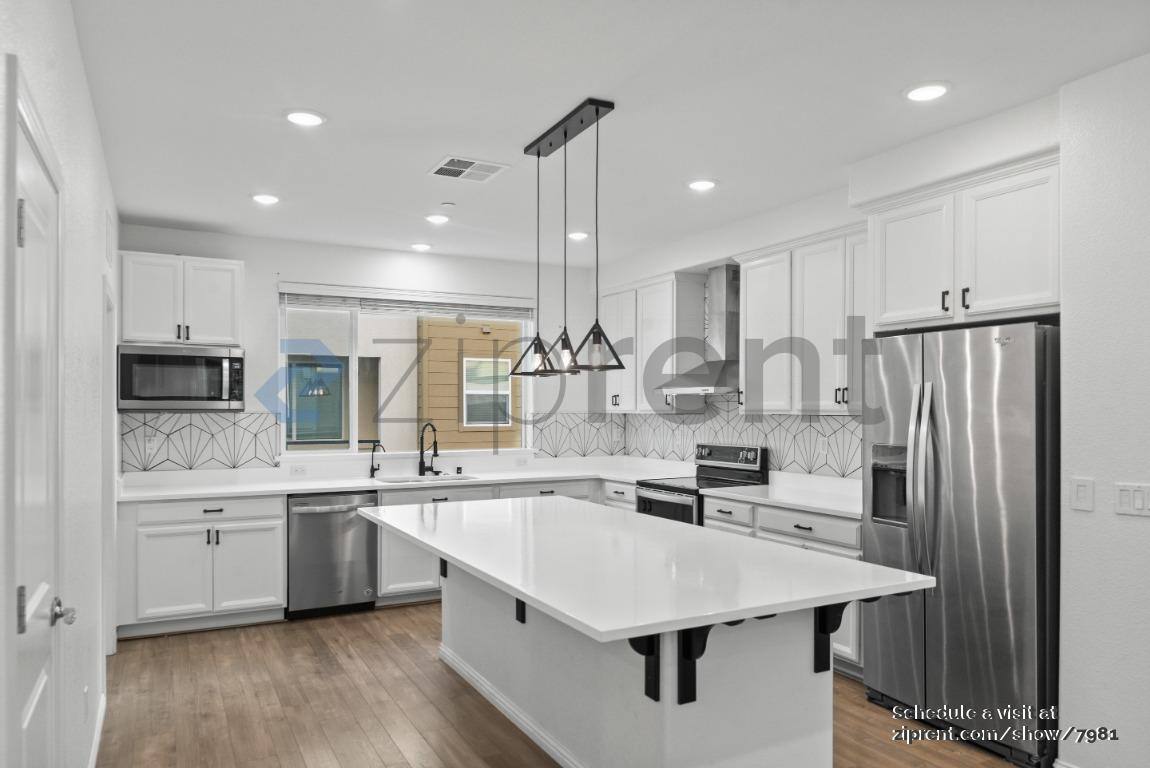 Townhouse for rent at 586 Jayne Court, San Jose, CA 95133
